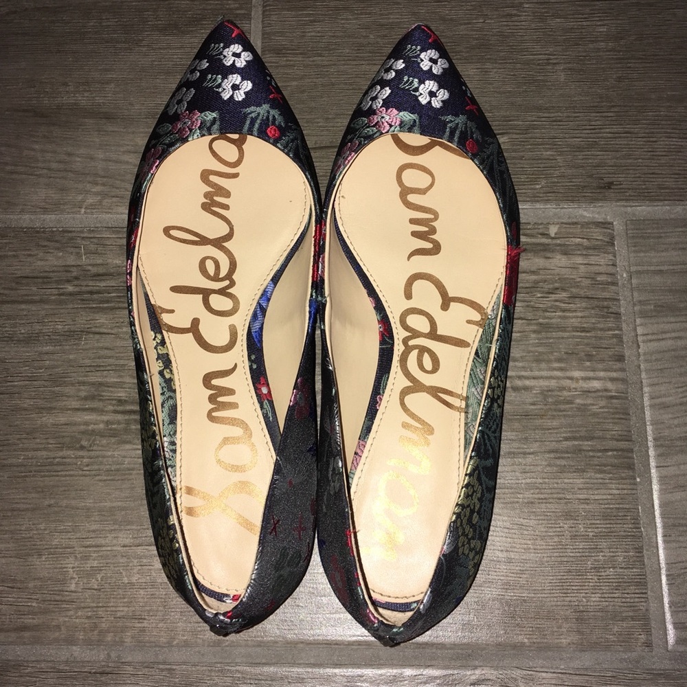 SAM EDELMAN Embroidery Flats